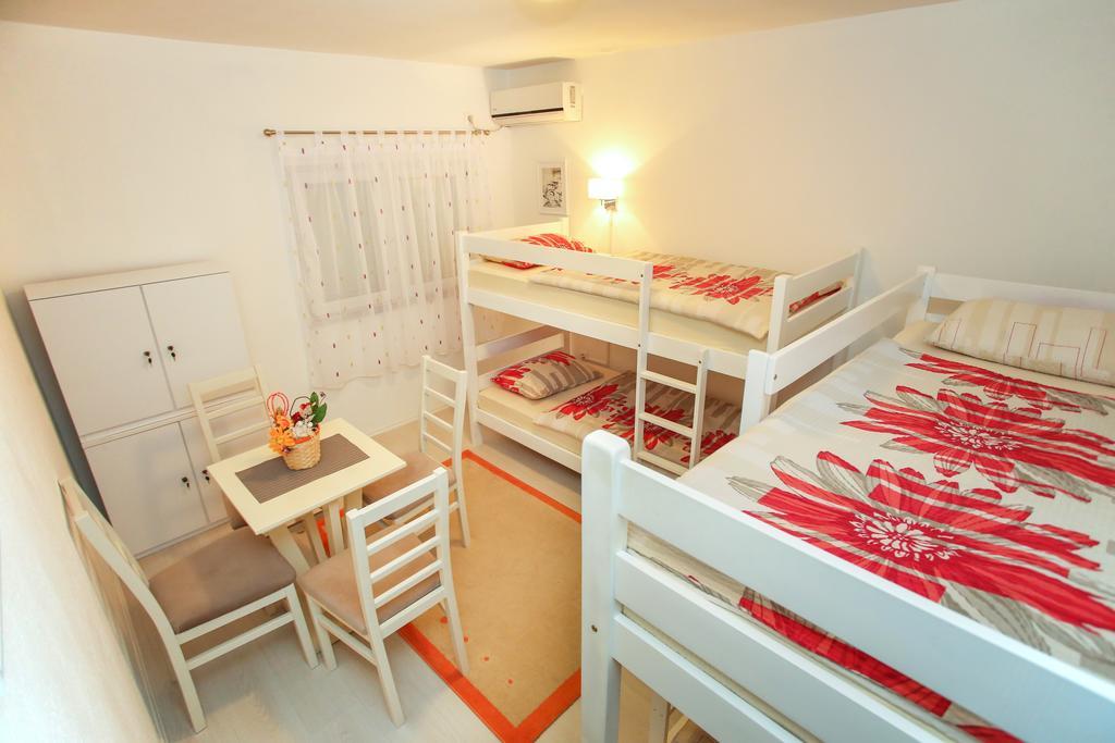 Guesthouse Aurora Mostar Exterior photo